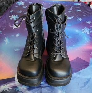 Demonia Technopagan Shaker Boots - 10